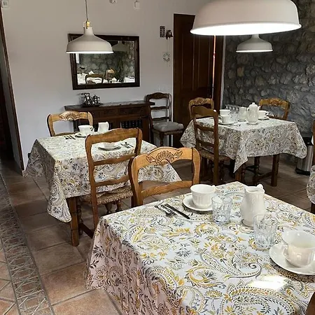 San Tirso Herberg 3*
